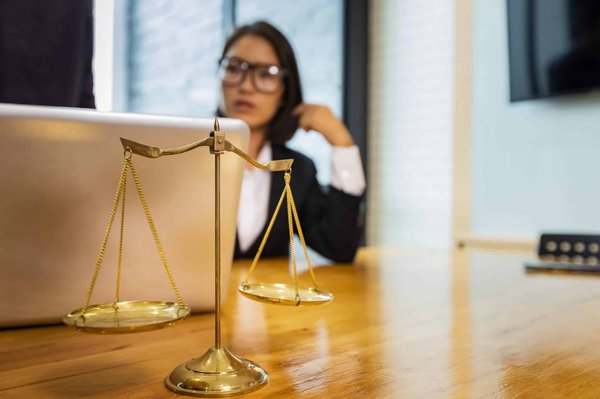 En quoi consiste les missions d'un commissaire de justice ?