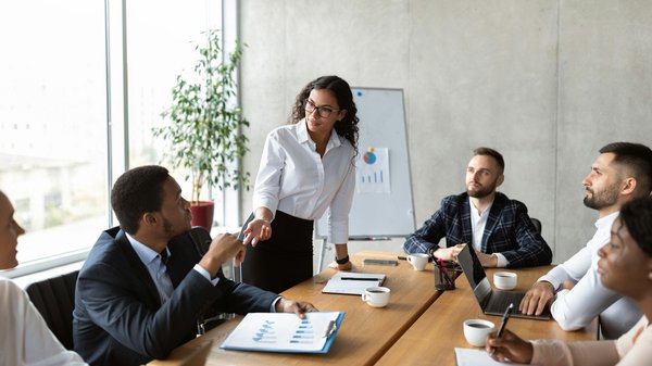 Améliorez votre gestion d'entreprise avec une expertise sur mesure